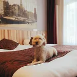 Hotel Asterisk, A Family Run Hotel